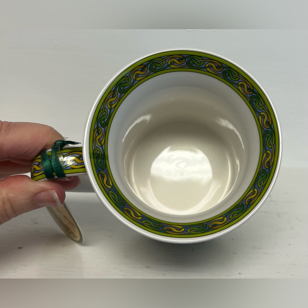 NWT The Celtic Cross from Clara Irish Weave, Bone China Cup or Mug collectible - Picture 4 of 5